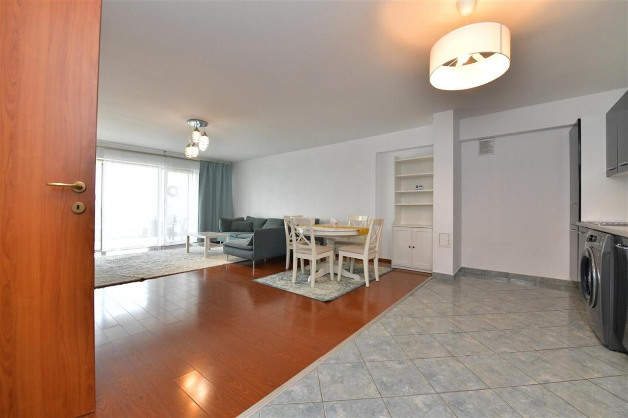 Apartament Lux 1 Mai Pod Boekarest Buitenkant foto